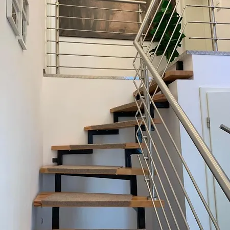 Ferienhaus Gemuend בית נופש שליידן