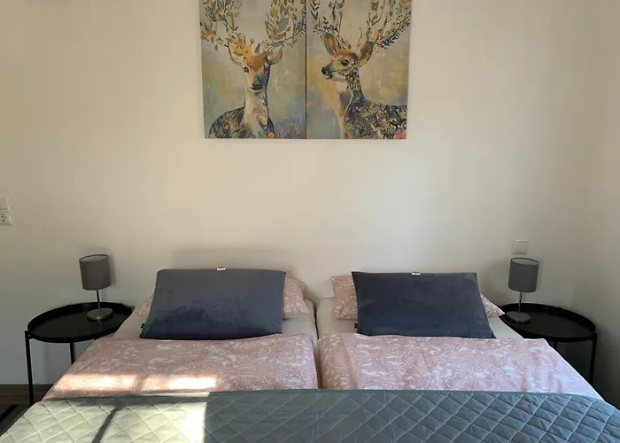 Ferienhaus Gemuend Дом отдыха