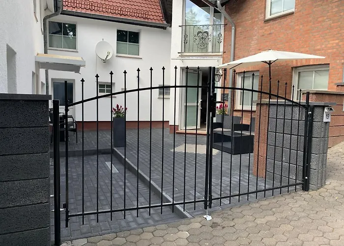 Ferienhaus Gemuend Дом отдыха *